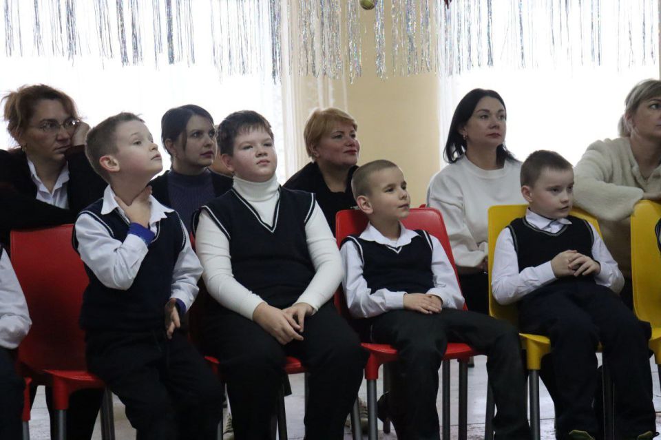 ВРЕМЯ РАДОСТИ И ВОЛШЕБСТВА: "ДОНБАССТЕПЛОЭНЕРГО" ПОМОГЛО ОСУЩЕСТВИТЬ ЖЕЛАНИЯ ВОСПИТАННИКОВ ПОДШЕФНОЙ ШКОЛЫ В РАМКАХ ВСЕРОССИЙСКОЙ АКЦИИ "ЕЛКА ЖЕЛАНИЙ" ВРЕМЯ РАДОСТИ И ВОЛШЕБСТВА: "ДОНБАССТЕПЛОЭНЕРГО" ПОМОГЛО ОСУЩЕСТВИТЬ ЖЕЛАНИЯ ВОСПИТАННИКОВ ПОДШЕФНОЙ ШКОЛЫ В РАМКАХ ВСЕРОССИЙСКОЙ АКЦИИ "ЕЛКА ЖЕЛАНИЙ"