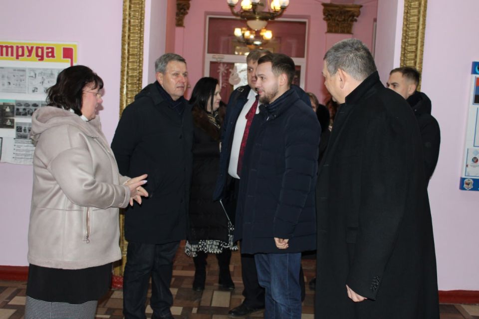 Иван Приходько: Заместитель Председателя Правительства Донецкой Народной Республики Кирилл Борисович Макаров совершил рабочую поездку в Горловку, город, удостоенный званий воинской славы и трудовой доблести Иван Приходько: Заместитель Председателя Правительства Донецкой Народной Республики Кирилл Борисович Макаров совершил рабочую поездку в Горловку, город, удостоенный званий воинской славы и трудовой доблести