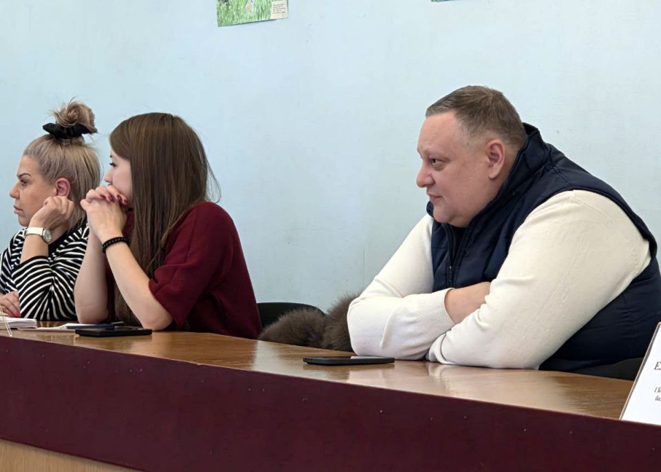 Иван Адамец: Под председательством руководителя Управы Куйбышевского внутригородского района Ивана Адамца состоялось плановое аппаратное совещание Иван Адамец: Под председательством руководителя Управы Куйбышевского внутригородского района Ивана Адамца состоялось плановое аппаратное совещание