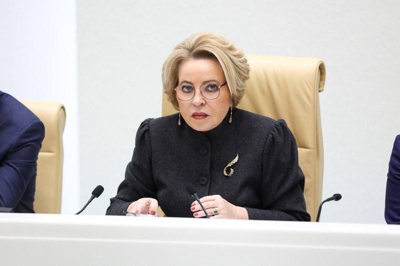 Александр Волошин: #пленарноезаседание_СФ. Сегодня в Совете Федерации завершилась осенняя парламентская сессия Александр Волошин: #пленарноезаседание_СФ. Сегодня в Совете Федерации завершилась осенняя парламентская сессия