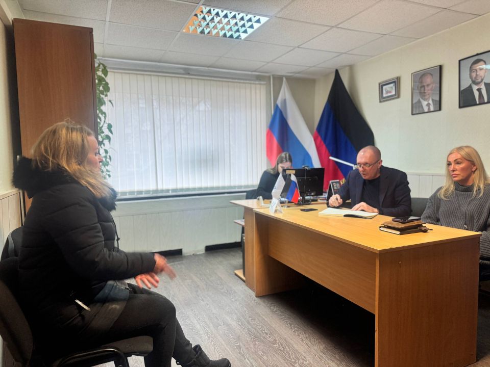 В Снежном прошел приём депутата Народного Совета ДНР В Снежном прошел приём депутата Народного Совета ДНР