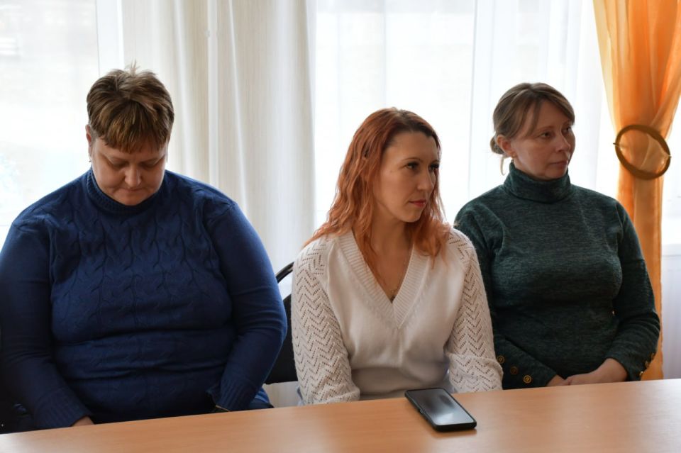 Глава муниципального образования городского округа Дебальцево и секретарь местного отделения партии «Единая Россия» Сергей Желновач встретился с активистами первичного отделения Глава муниципального образования городского округа Дебальцево и секретарь местного отделения партии «Единая Россия» Сергей Желновач встретился с активистами первичного отделения