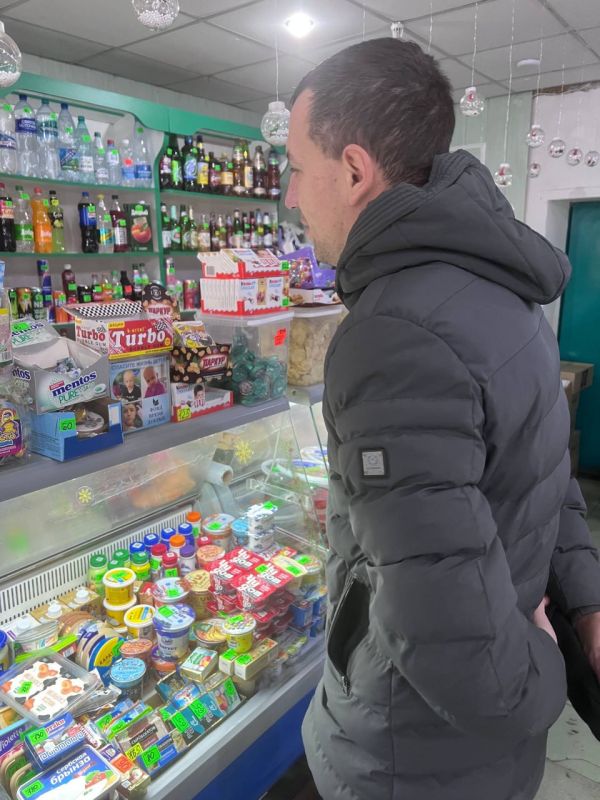 В рамках партийного проекта «Предпринимательство» политической партии «Единая Россия» представителями «Народного контроля» совместно с сотрудниками администрации Волновахского муниципального округа была проведена рабочая... В рамках партийного проекта «Предпринимательство» политической партии «Единая Россия» представителями «Народного контроля» совместно с сотрудниками администрации Волновахского муниципального округа была проведена рабочая...