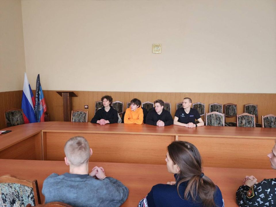 Политехники, задавайте вопросы Политехники, задавайте вопросы
