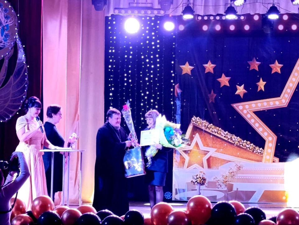 В Ждановке прошел городской конкурс «Признание-2025» В Ждановке прошел городской конкурс «Признание-2025»