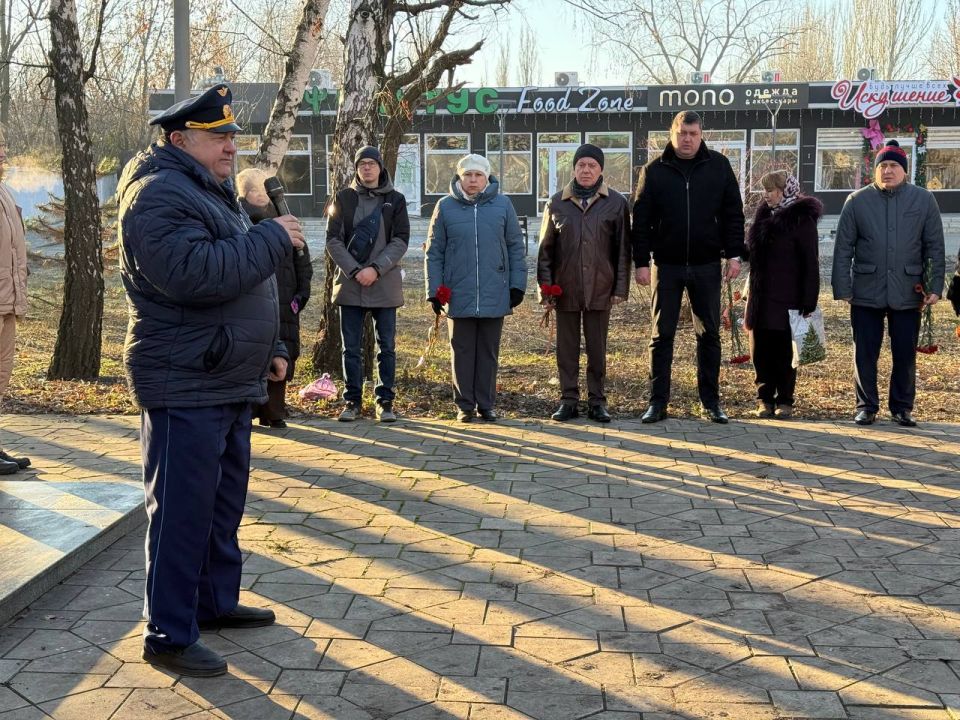 В Шахтерске прошел митинг ко Дню ввода советских войск в Афганистан В Шахтерске прошел митинг ко Дню ввода советских войск в Афганистан