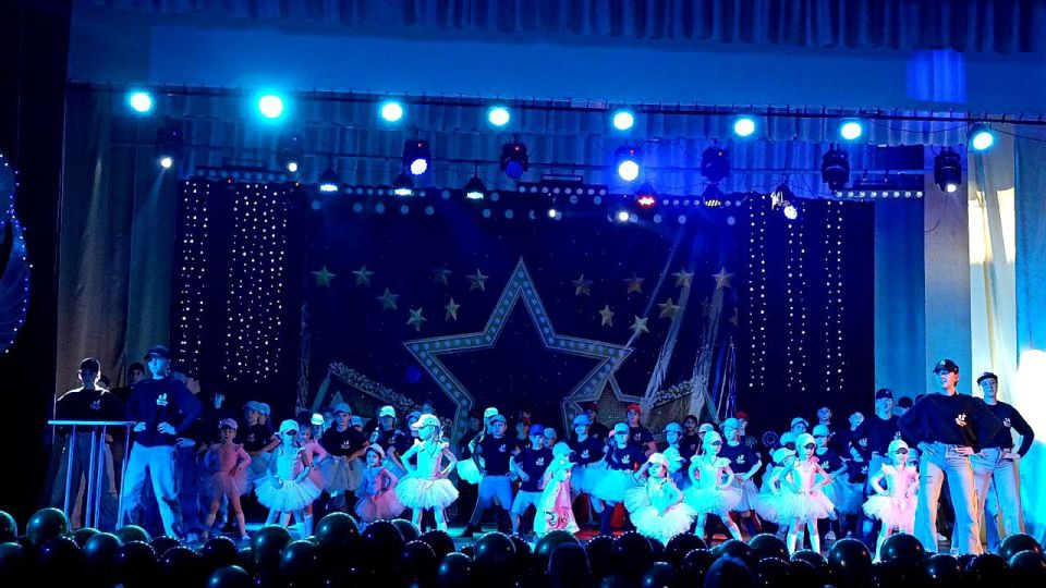 В Ждановке прошел городской конкурс «Признание-2025» В Ждановке прошел городской конкурс «Признание-2025»