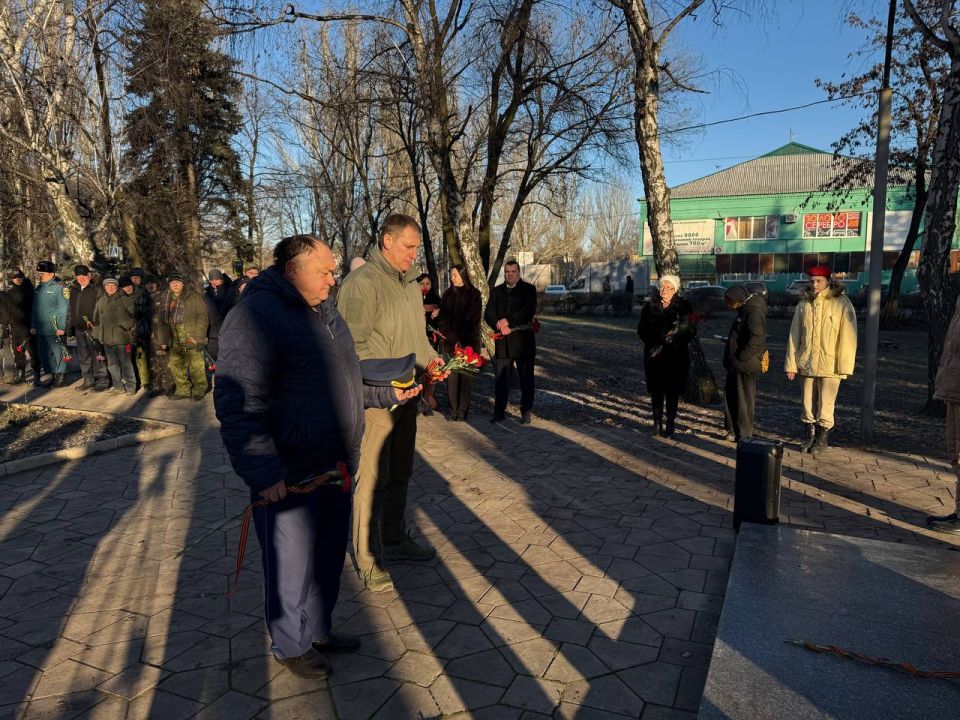 В Шахтерске прошел митинг ко Дню ввода советских войск в Афганистан В Шахтерске прошел митинг ко Дню ввода советских войск в Афганистан