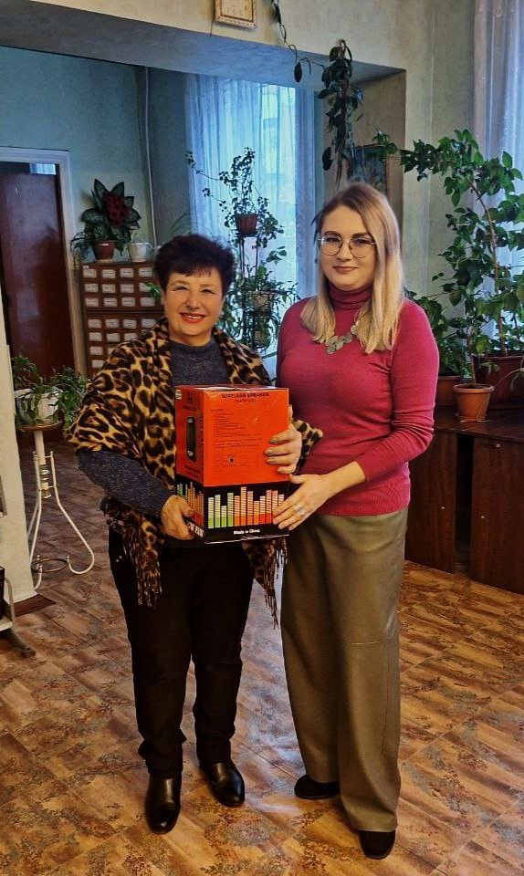 Сила единства: Вручение благодарственных писем и подарков активистам города Тореза Сила единства: Вручение благодарственных писем и подарков активистам города Тореза