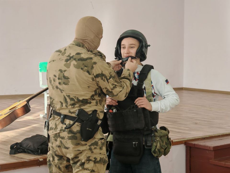 "Историческая параллель между прошлым и настоящим" "Историческая параллель между прошлым и настоящим"