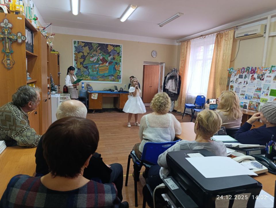 В Комсомольское прошла праздничная программа «Новогодние встречи» В Комсомольское прошла праздничная программа «Новогодние встречи»