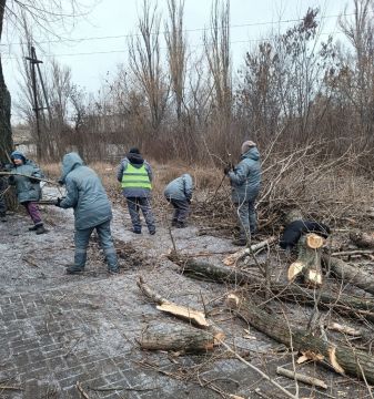 Наталья Бегуненко: В Петровском районе коммунальные предприятия приняли активное участие в акции «Чистый четверг»