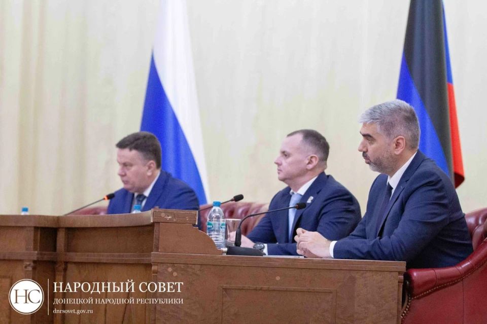 Сергей Прокопенко: Состоялось 80-е пленарное заседание Народного Совета Донецкой Народной Республики I созыва Сергей Прокопенко: Состоялось 80-е пленарное заседание Народного Совета Донецкой Народной Республики I созыва