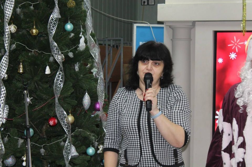 «Новогодний серпантин» для «Жизнелюбов» «Новогодний серпантин» для «Жизнелюбов»