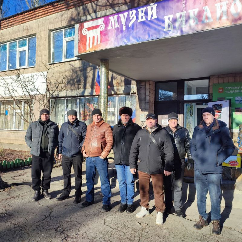 25 декабря обучающиеся группы «Машинист электропоезда» Учебного центра профессиональных квалификаций ФГУП «ЖДН» посетили праздничное мероприятие, приуроченное к 10й годовщине Ясиноватского музея — «Музей — хранитель судеб и... 25 декабря обучающиеся группы «Машинист электропоезда» Учебного центра профессиональных квалификаций ФГУП «ЖДН» посетили праздничное мероприятие, приуроченное к 10й годовщине Ясиноватского музея — «Музей — хранитель судеб и...
