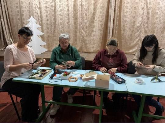 Предновогодний мастер-класс «Декор для дома» прошел в студии «Галатея» Предновогодний мастер-класс «Декор для дома» прошел в студии «Галатея»