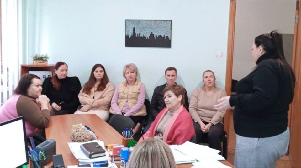 24 декабря 2025 года в Калининском районе г. Донецка (ул. Б. Шевченко, 55) состоялась встреча депутата Народного Совета ДНР Елены Николаевны Шишкиной с жителями 24 декабря 2025 года в Калининском районе г. Донецка (ул. Б. Шевченко, 55) состоялась встреча депутата Народного Совета ДНР Елены Николаевны Шишкиной с жителями