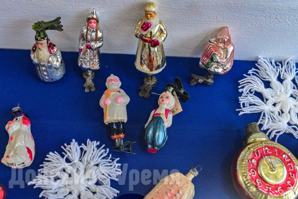 "Новогодняя карусель": в Донецке рассказали об истории праздника и показали его главные атрибуты "Новогодняя карусель": в Донецке рассказали об истории праздника и показали его главные атрибуты