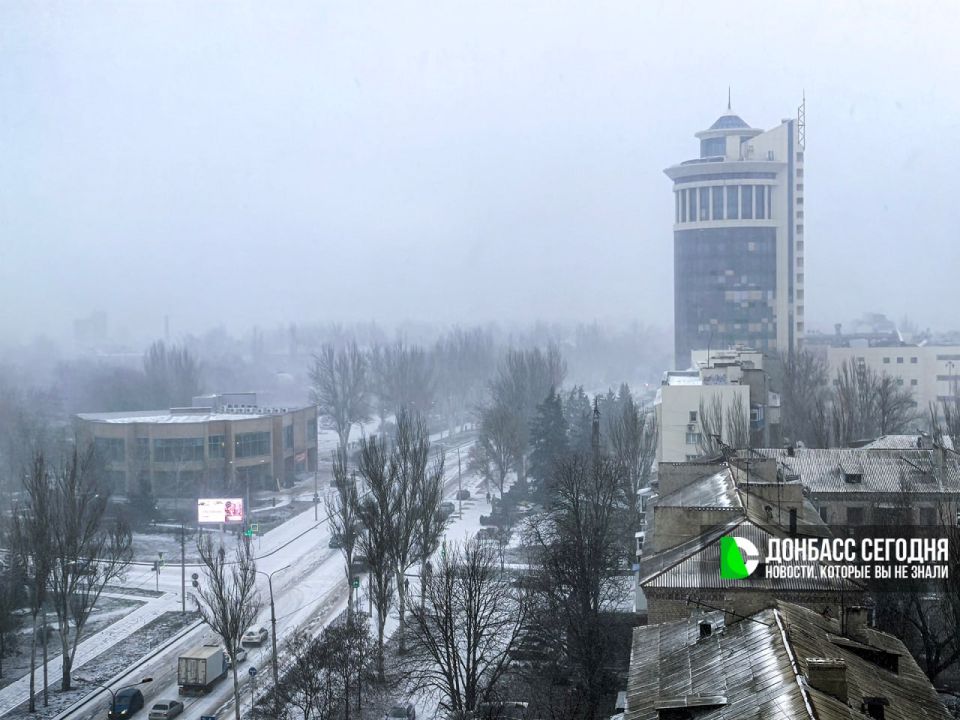 Зима в Донецке наступила стремительно и бескомпромиссно Зима в Донецке наступила стремительно и бескомпромиссно