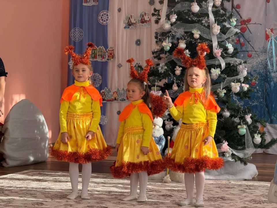 НОВОГОДНЯЯ СКАЗКА ДЛЯ ВСЕХ… НОВОГОДНЯЯ СКАЗКА ДЛЯ ВСЕХ…