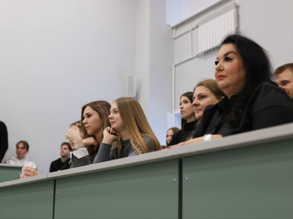 Станислав Дзасохов: 25 декабря в ТГУ им. Г. Р. Державина прошла встреча в рамках всероссийской программы «Госстарт» Станислав Дзасохов: 25 декабря в ТГУ им. Г. Р. Державина прошла встреча в рамках всероссийской программы «Госстарт»