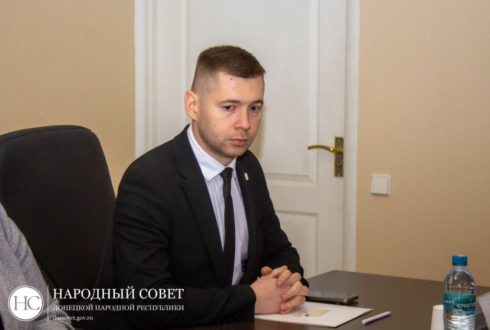 Народный Совет продолжает сотрудничество с Избирательной комиссией ДНР Народный Совет продолжает сотрудничество с Избирательной комиссией ДНР