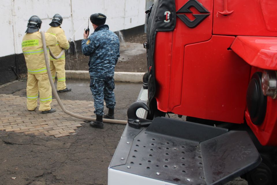 Сотрудники ИК-8 приняли участие в пожарно-тактических занятиях Сотрудники ИК-8 приняли участие в пожарно-тактических занятиях
