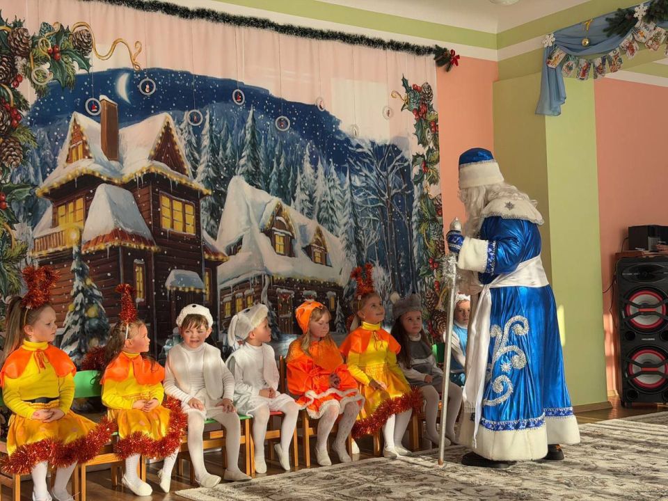 НОВОГОДНЯЯ СКАЗКА ДЛЯ ВСЕХ… НОВОГОДНЯЯ СКАЗКА ДЛЯ ВСЕХ…