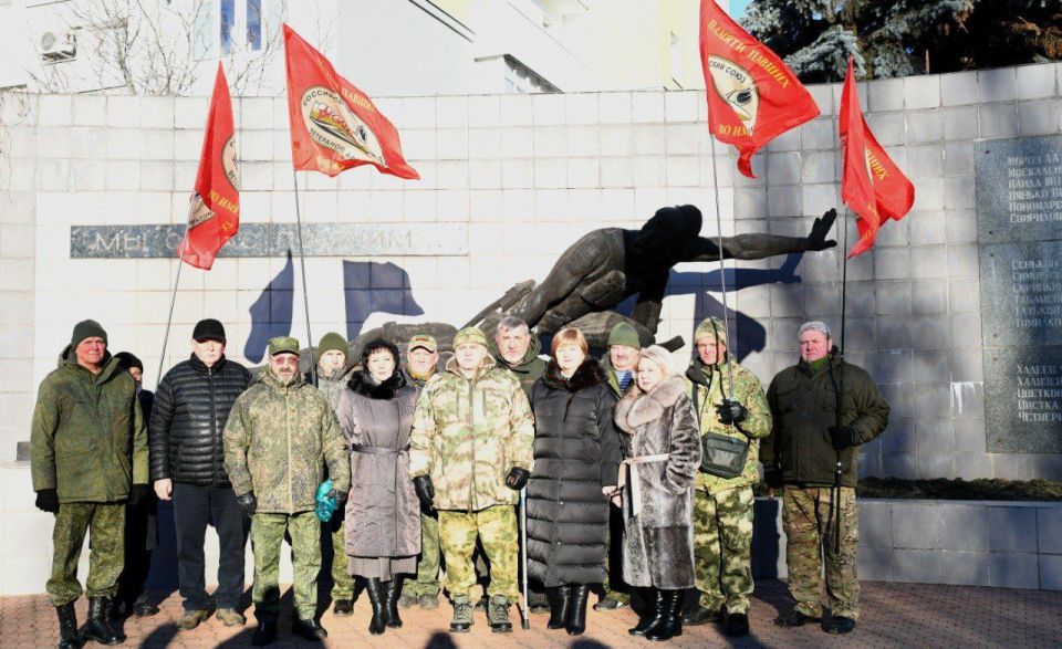 Валентина Харлашка: 25 декабря вместе с заместителем главы Администрации городского округа Макеевка Донецкой Народной Республики, председателем «Союза женщин города Макеевки» Регионального отделения «Союз женщин России»... Валентина Харлашка: 25 декабря вместе с заместителем главы Администрации городского округа Макеевка Донецкой Народной Республики, председателем «Союза женщин города Макеевки» Регионального отделения «Союз женщин России»...
