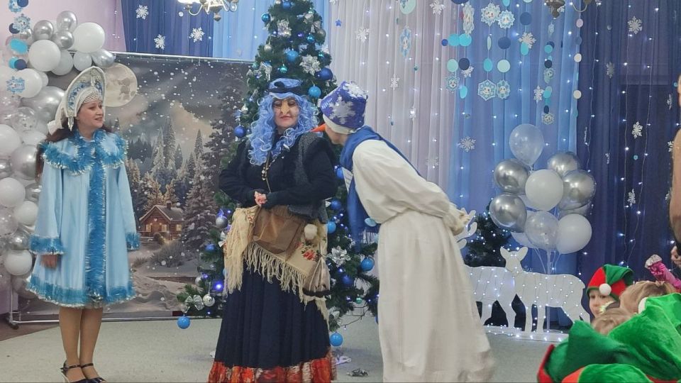 В канун Нового года. в каждый детский сад приходит добрая, красивая, волшебная сказка В канун Нового года. в каждый детский сад приходит добрая, красивая, волшебная сказка