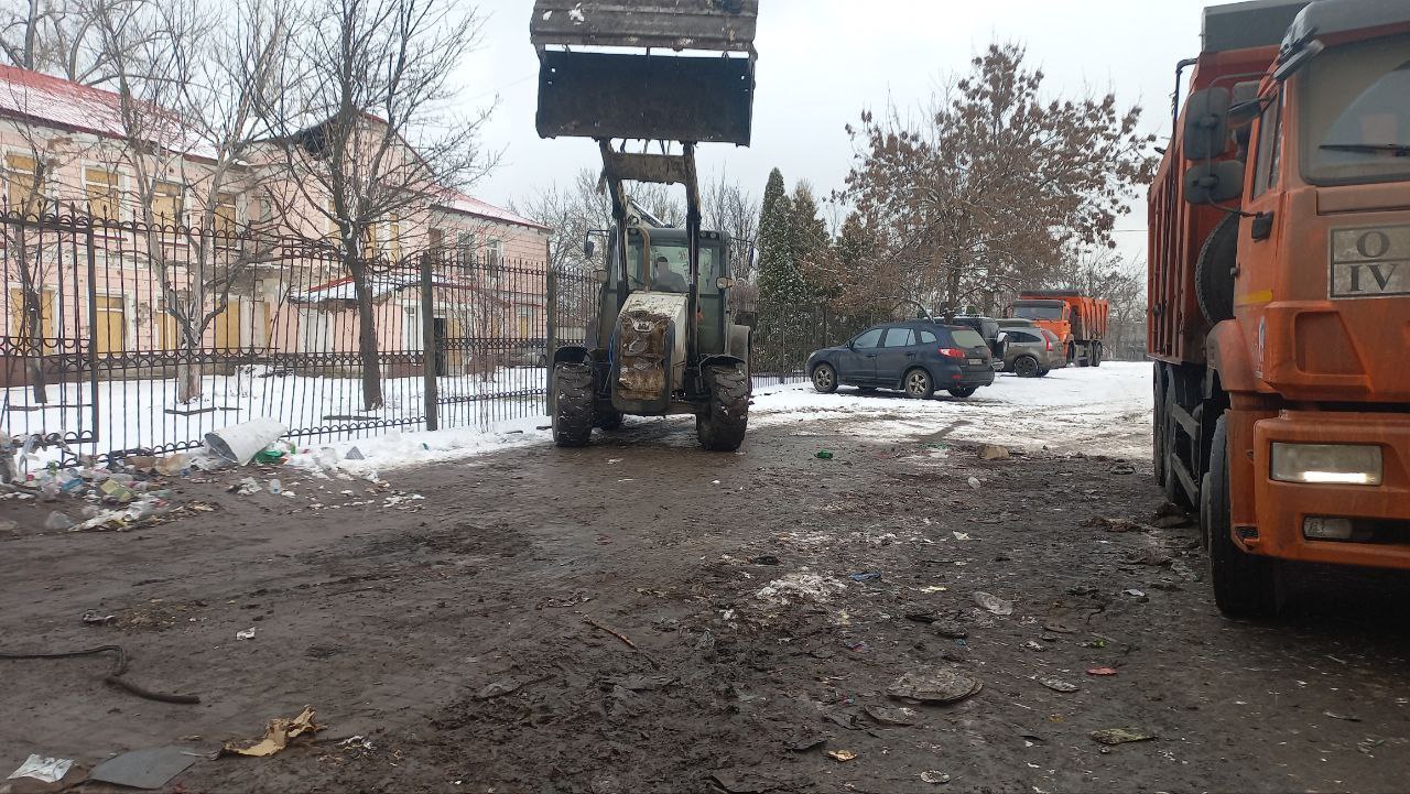 Валентин Левченко: В результате проведения еженедельных встреч руководством Управы и депутатами Донецкого городского совета с жителями района, были зафиксированы обращения по ликвидации несанкционированных стихийных свалок Валентин Левченко: В результате проведения еженедельных встреч руководством Управы и депутатами Донецкого городского совета с жителями района, были зафиксированы обращения по ликвидации несанкционированных стихийных свалок