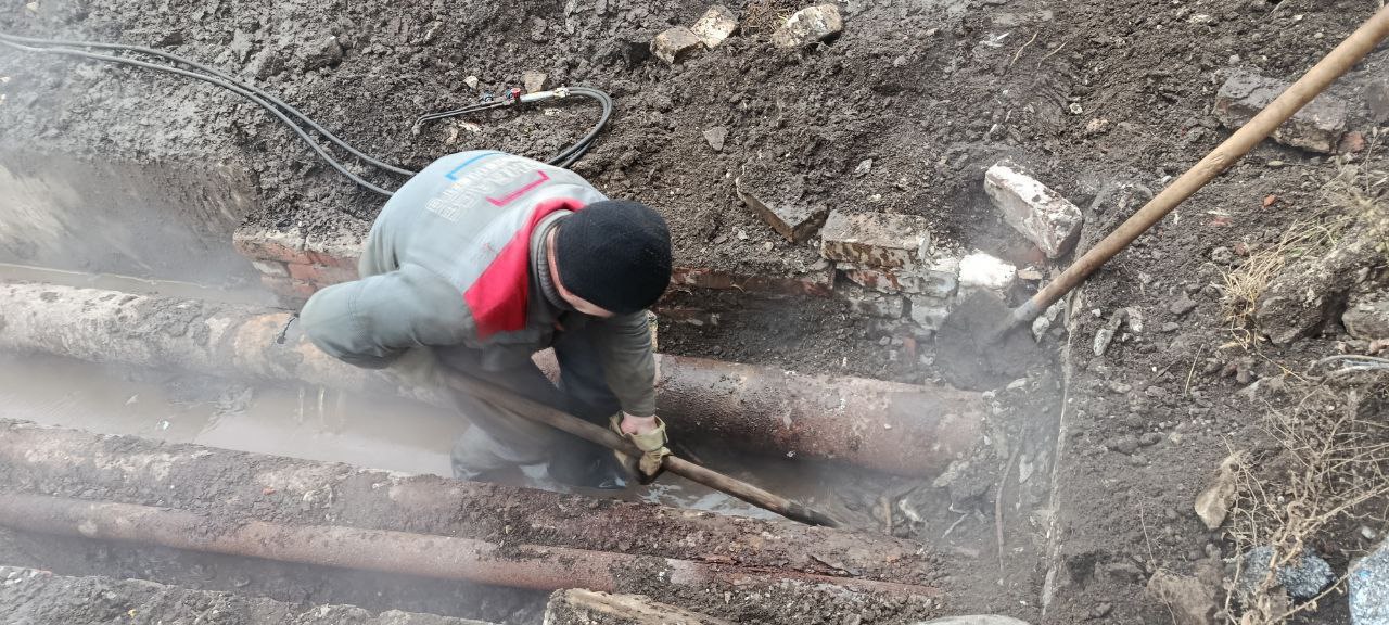 ОПЕРАТИВНОЕ УСТРАНЕНИЕ АВАРИИ: В ХАРЦЫЗСКЕ ВОССТАНОВИЛИ ТЕПЛО В СЕМИ ДОМАХ И ШКОЛЕ ОПЕРАТИВНОЕ УСТРАНЕНИЕ АВАРИИ: В ХАРЦЫЗСКЕ ВОССТАНОВИЛИ ТЕПЛО В СЕМИ ДОМАХ И ШКОЛЕ