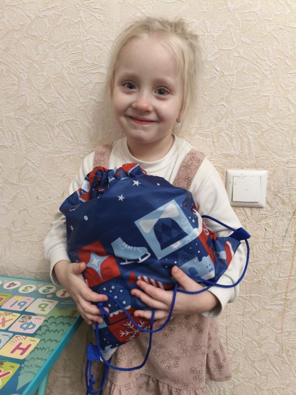 С наступающим Новым годом! С наступающим Новым годом!