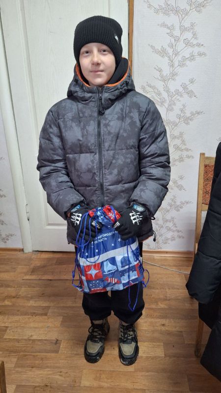 С наступающим Новым годом! С наступающим Новым годом!