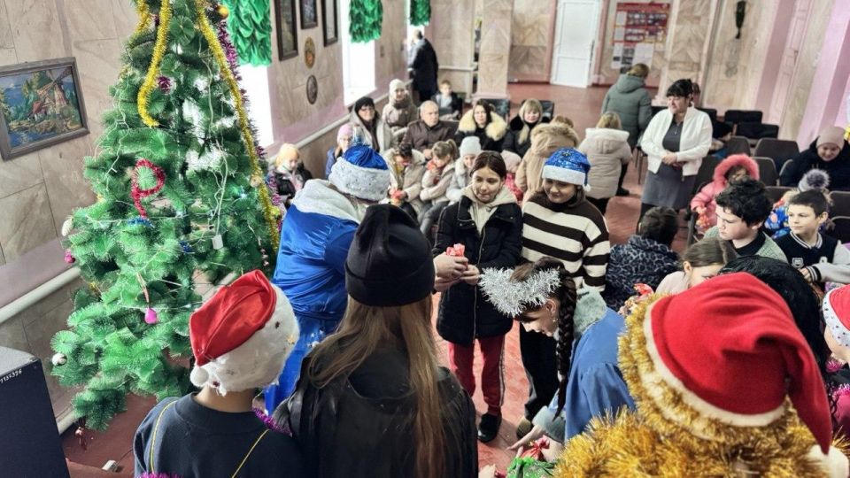 В Новозарьевском сельском центре культуры прошло мероприятие для детей В Новозарьевском сельском центре культуры прошло мероприятие для детей