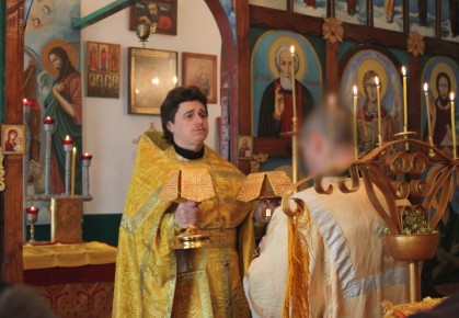 Осужденных ИК-8 посетил протоиерей Дмитрий