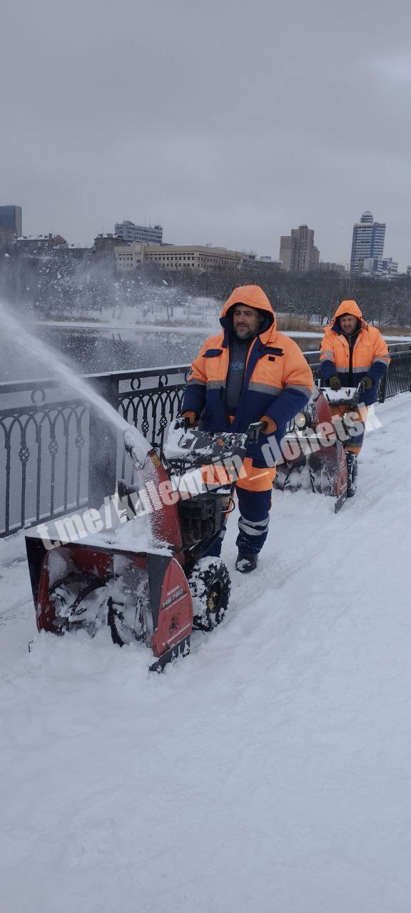 Алексей Кулемзин: Муниципальное предприятие «Дорожно-ремонтно строительное управление» продолжает работы по ликвидации последствий непогоды Алексей Кулемзин: Муниципальное предприятие «Дорожно-ремонтно строительное управление» продолжает работы по ликвидации последствий непогоды