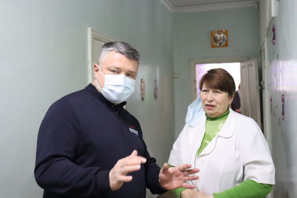 "КОРОБКИ ХРАБРОСТИ", СОБРАННЫЕ СОТРУДНИКАМИ "ДОНБАССТЕПЛОЭНЕРГО" ПЕРЕДАНЫ ЮНЫМ ПАЦИЕНТАМ ДЕТСКОЙ БОЛЬНИЦЫ В ДОНЕЦКЕ "КОРОБКИ ХРАБРОСТИ", СОБРАННЫЕ СОТРУДНИКАМИ "ДОНБАССТЕПЛОЭНЕРГО" ПЕРЕДАНЫ ЮНЫМ ПАЦИЕНТАМ ДЕТСКОЙ БОЛЬНИЦЫ В ДОНЕЦКЕ