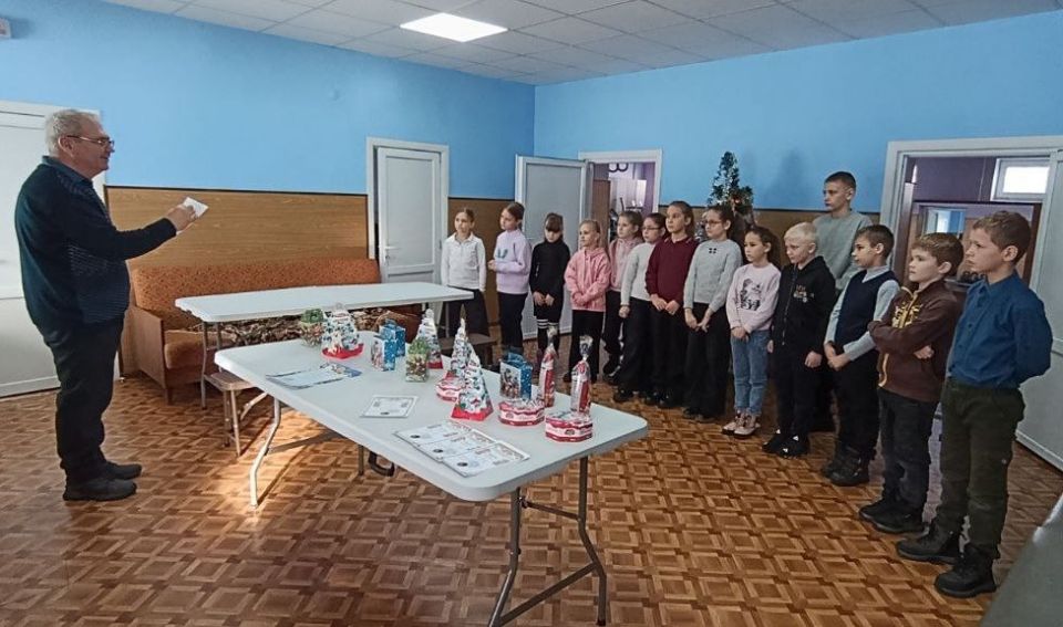 29 декабря 2025 года на стадионе «КОЛОС» прошел Финал первенства по шахматам среди младших школьников Володарского муниципального округа, посвященный Новому 2026 году и Рождеству Христову 29 декабря 2025 года на стадионе «КОЛОС» прошел Финал первенства по шахматам среди младших школьников Володарского муниципального округа, посвященный Новому 2026 году и Рождеству Христову