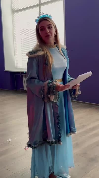 А у нас уже Новый год!. Председатель Совета первых г.о. Торез собрал активистов и участников, чтобы отметить наступающие праздники и подвести итоги года