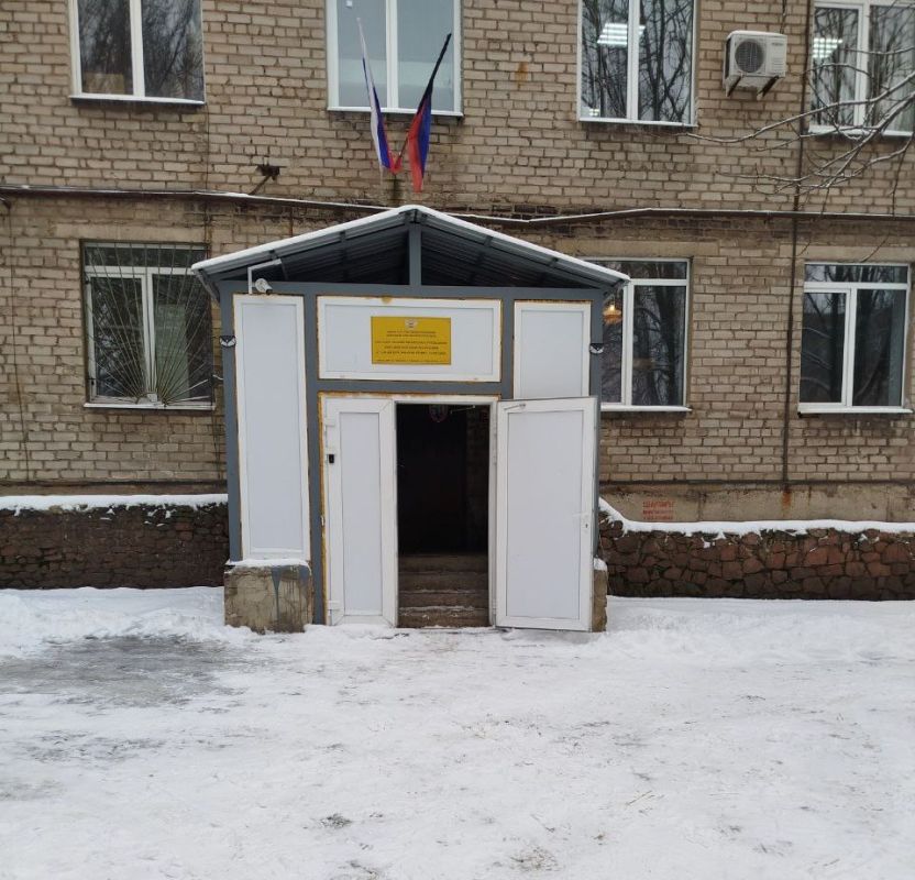 Сегодня, 29 декабря, в связи с выпадением снега учреждениями образования и здравоохранения Кировского внутригородского района проводятся работы по расчистке от снега закрепленных и прилегающих территорий Сегодня, 29 декабря, в связи с выпадением снега учреждениями образования и здравоохранения Кировского внутригородского района проводятся работы по расчистке от снега закрепленных и прилегающих территорий