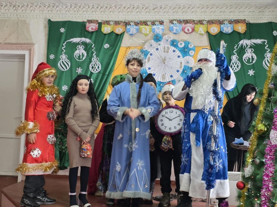 В Новозарьевском сельском центре культуры прошло мероприятие для детей В Новозарьевском сельском центре культуры прошло мероприятие для детей
