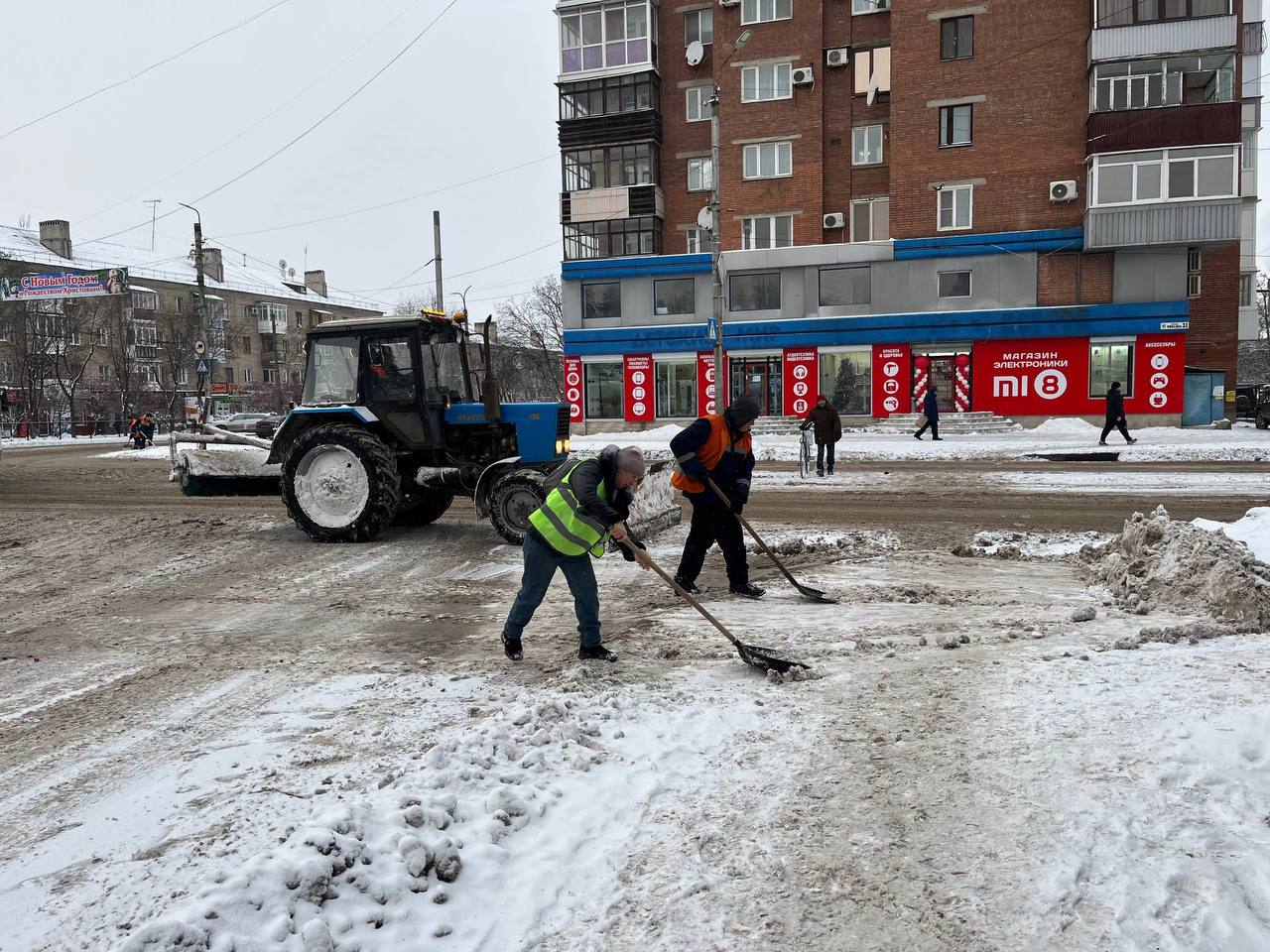 О работе МУП «Простор». Муниципальное унитарное мероприятие «Простор» ежедневно выполняет все необходимые работы по содержанию городских улиц О работе МУП «Простор». Муниципальное унитарное мероприятие «Простор» ежедневно выполняет все необходимые работы по содержанию городских улиц