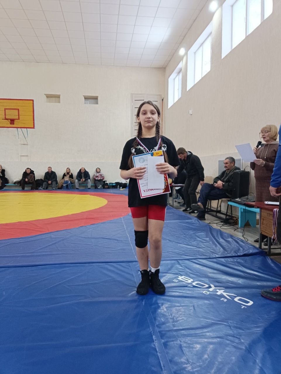 Школьники Ждановки показали достойные результаты в соревнованиях по вольной борьбе Школьники Ждановки показали достойные результаты в соревнованиях по вольной борьбе