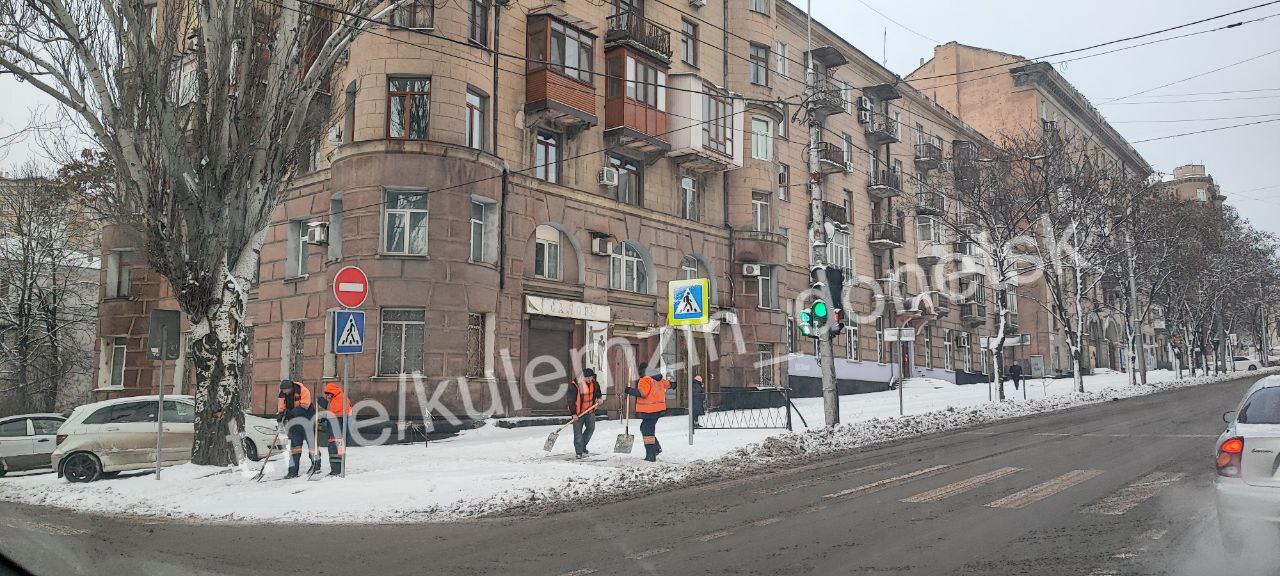 Алексей Кулемзин: Сотрудники муниципального «Дорожного ремонтно-строительного управления» устраняют последствия снегопада уборка города проходит в усиленном режиме Алексей Кулемзин: Сотрудники муниципального «Дорожного ремонтно-строительного управления» устраняют последствия снегопада уборка города проходит в усиленном режиме