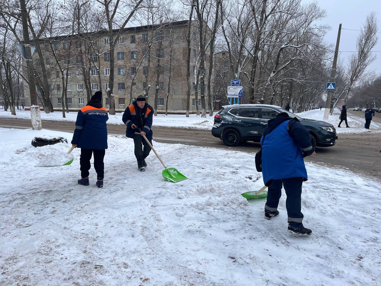 О работе МУП «Простор». Муниципальное унитарное мероприятие «Простор» ежедневно выполняет все необходимые работы по содержанию городских улиц О работе МУП «Простор». Муниципальное унитарное мероприятие «Простор» ежедневно выполняет все необходимые работы по содержанию городских улиц