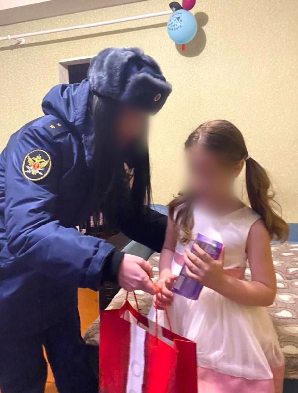 Новогоднее чудо для детей от сотрудников ИК-8 Новогоднее чудо для детей от сотрудников ИК-8