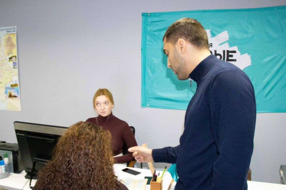Георгий Селезнев и Кирилл Рожков провели приём граждан Георгий Селезнев и Кирилл Рожков провели приём граждан
