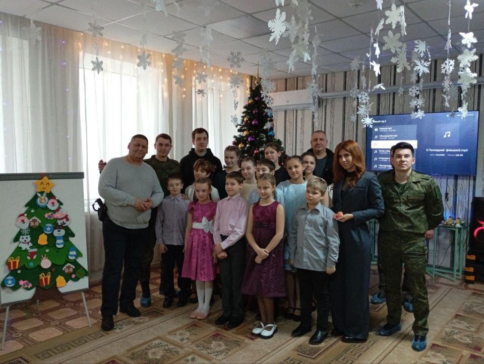 В Харцызске прошел праздник для детей в Социально-реабилитационном центре В Харцызске прошел праздник для детей в Социально-реабилитационном центре