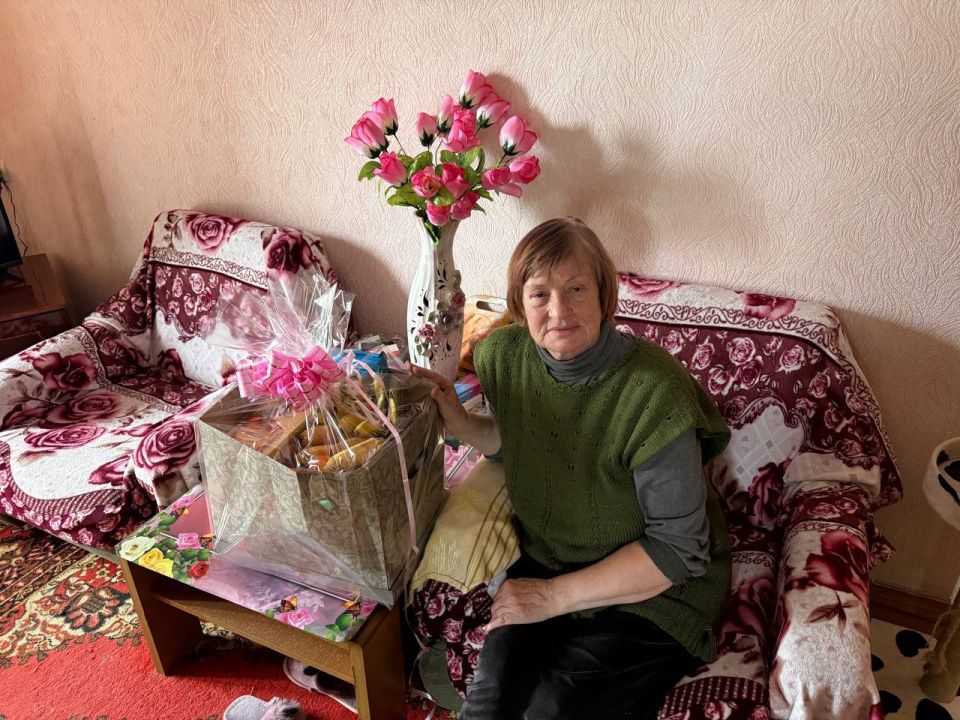 Александр Волошин: #гуманитарнаяпомощь. Сегодняшнюю рубрику посвящаю нашим уважаемым ветеранам блокадного Ленинграда Александр Волошин: #гуманитарнаяпомощь. Сегодняшнюю рубрику посвящаю нашим уважаемым ветеранам блокадного Ленинграда